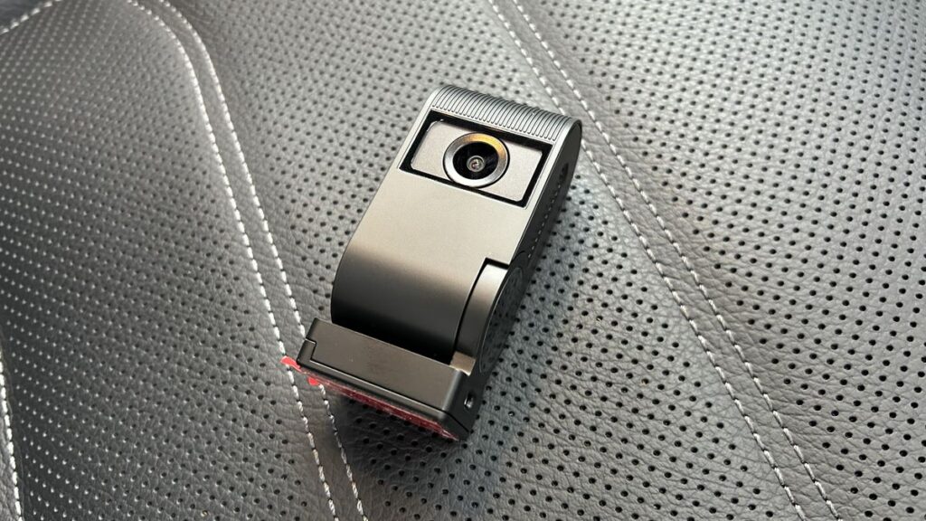 Viofo VS1 Tiny Dash Cam review: a clever, compact solution